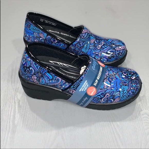 Easy Works Non Slip On Clogs Size 7.5M - Picture 4 of 15